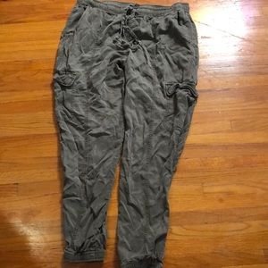 Army green cargo pants